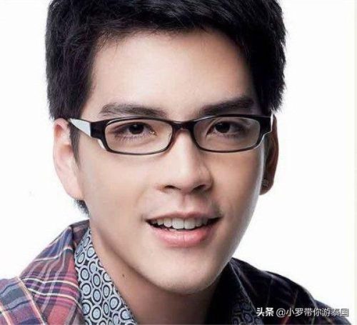 2015泰国男星排行榜(泰国十大当红男明星)插图2