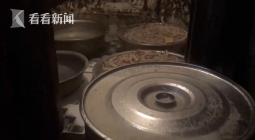 网红凤爪厕所烹煮(网红鸡爪好难吃)插图2