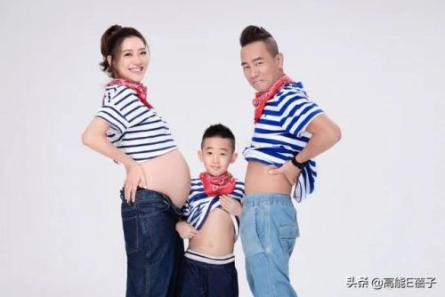 陈小春宣布二胎(陈小春近况如何)插图1