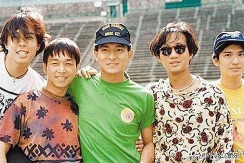 粤语老歌歌曲排行榜(广东粤语歌曲经典老歌)插图4