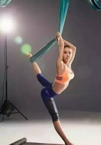 运动瑜伽女主播排名前十(健身博主女)插图9