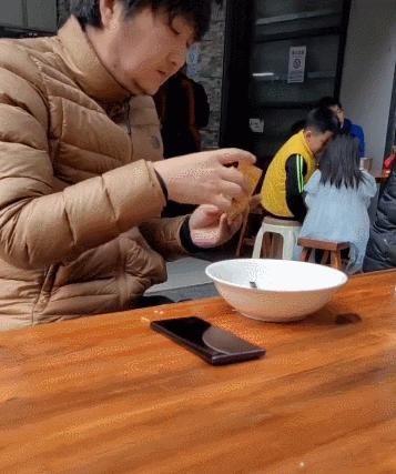 中国最丑明星排行榜(十大丑男演员)插图4