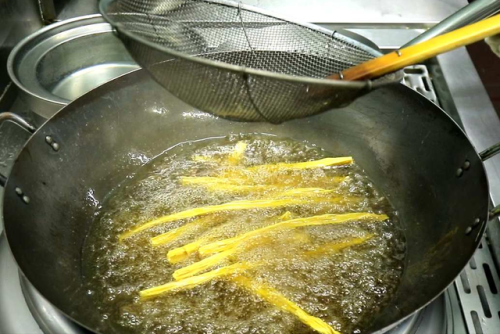 结实耐用砂锅排名前十(什么牌子的砂锅煲汤最好)插图2