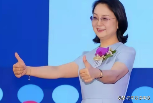 中国美女富豪排行榜(杨澜夫妇福布斯排名)插图3