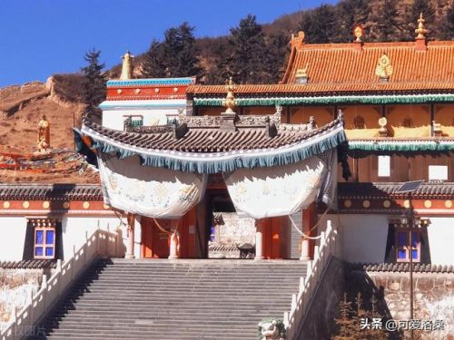 青海寺庙景点排名前十(青海四大寺院)插图6