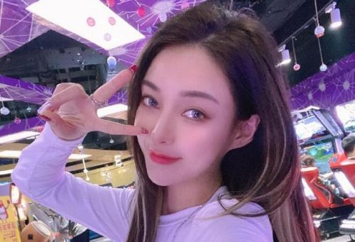 郭美美二进宫(郭美美炒的什么股)插图