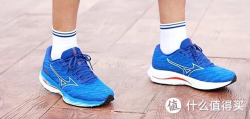 平板鞋品牌排行榜(十大名牌鞋子排名榜)插图33