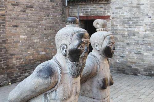 秦桧夫妇跪像为什么是千古罪人(秦桧跪像坐起来了)插图2