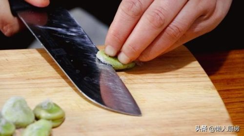 新鲜蚕豆的做法(蚕豆最简单的吃法)插图2