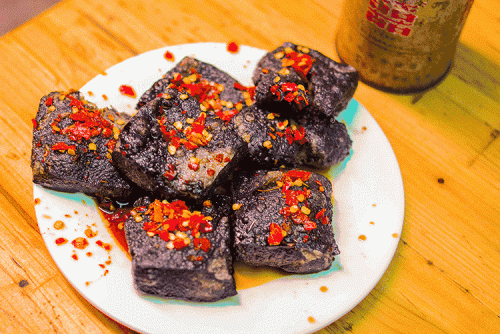 长沙臭豆腐品牌排行榜(长沙黑色经典臭豆腐怎么加盟店)插图