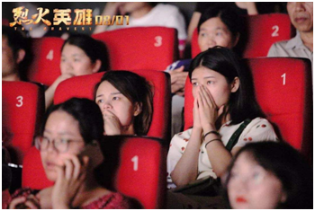 别哭我最爱的人歌词(你是我拼了命爱的人原唱)插图1