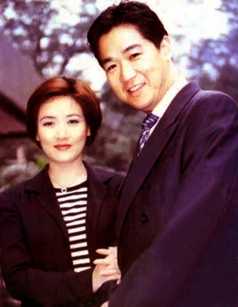 邓婕简历(邓婕一家五口近照)插图8