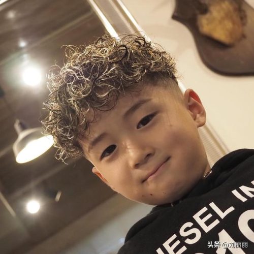 儿童男孩发型(10至14岁男小学生的发型)插图14