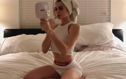 球鞋女神排名前十图片(适合女生穿的球鞋)