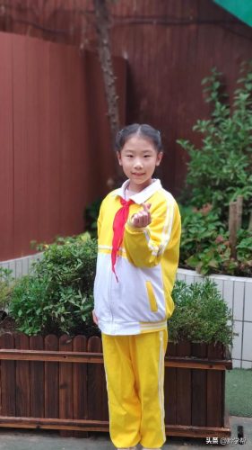 贵阳校服公司排名前十(专业校服定做厂家)插图1