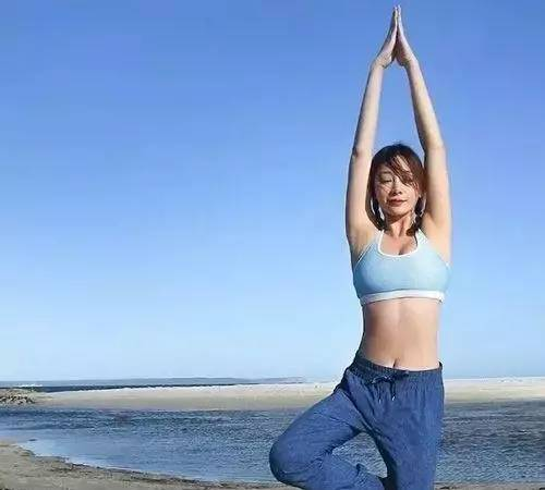 运动瑜伽女主播排名前十(健身博主女)插图1