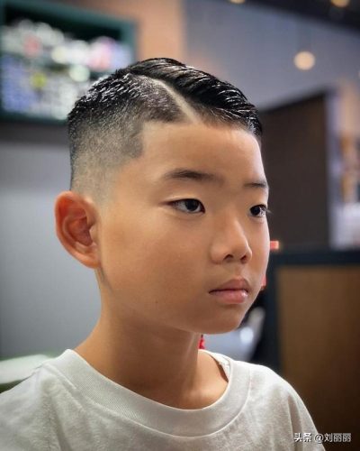 儿童男孩发型(10至14岁男小学生的发型)插图17
