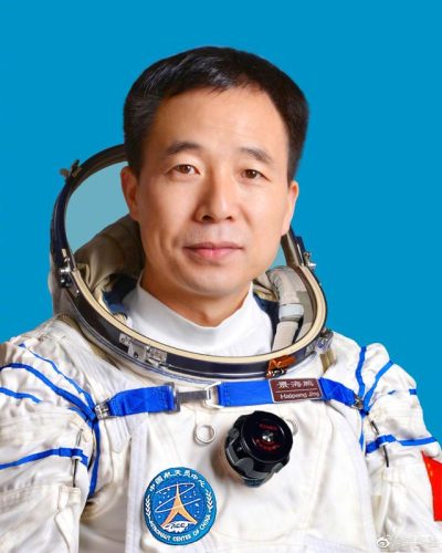神舟六号航天员是谁(神十七航天员名单简介)插图