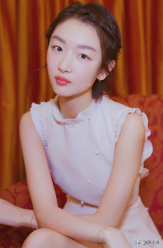 内地女星长相排名前十(中国女明星颜值前50名)插图7