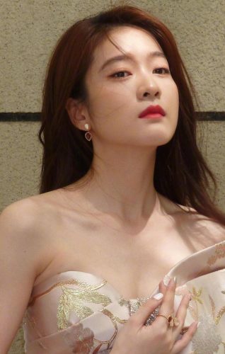 郑爽女明星排行榜(郑爽的人气到底有多高)插图47