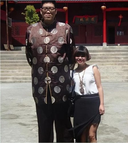 中国高人身高排行榜(中国第一高人2.81米)插图12