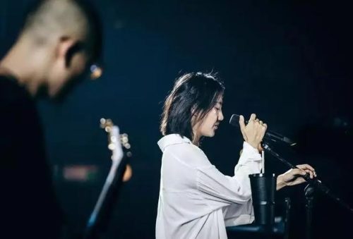 华语民谣歌曲排行榜(民谣歌曲最火的十首)插图25
