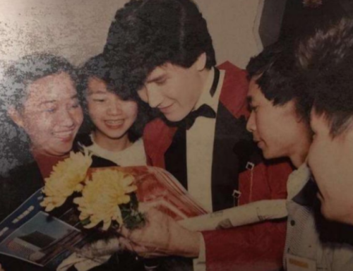 费翔的老婆(费翔与刘文正什么关系)插图4