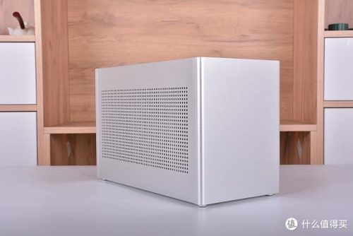 蜂鸟机箱系列排名前十(高端机箱品牌)插图2