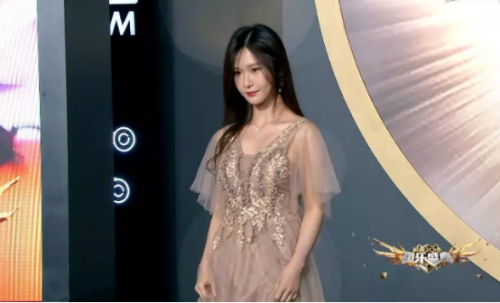 斗鱼大胸排行榜(斗鱼最火的女主播)插图5