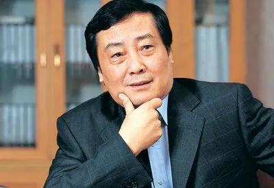 2000亿矿泉水(一千多的矿泉水叫什么)插图