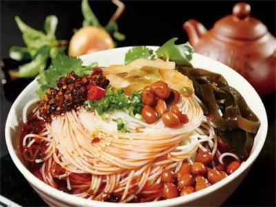 十大泡茶专用水排行榜最新(十大泡面排行榜)插图