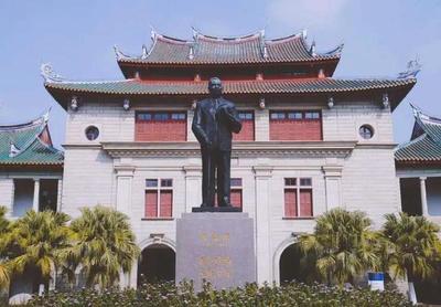 广东著名十大高中排行榜(上海十大著名博物馆排行榜)插图