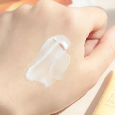 十大美白乳膏排行榜(十大美白洗面奶排行榜)插图1