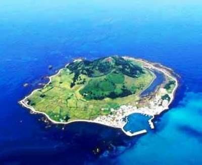 韩国前十大岛屿排行榜(世界十大岛屿排行榜)插图1