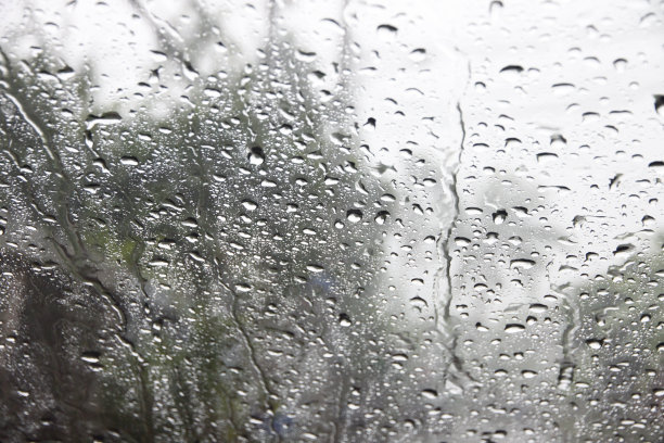 中国下雨数量排行榜(全国下雨最多的城市排行榜)插图1