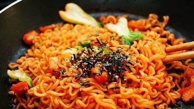全球十大好吃泡面排行榜(韩国好吃的泡面排行榜)插图1