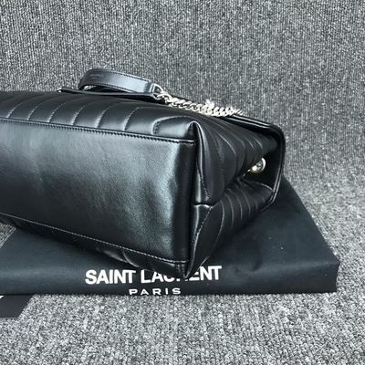 男士背皮包排行榜十大品牌(男士皮包品牌排行榜前十名)插图1