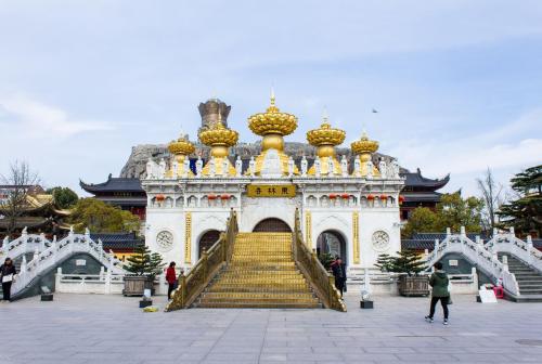 全国十大著名寺庙排行榜(上海十大著名寺庙排行榜)插图