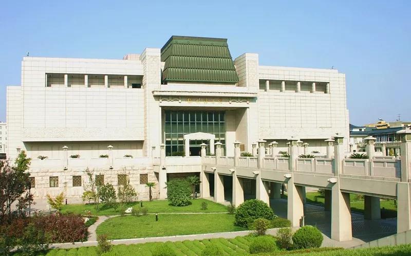 广东著名十大高中排行榜(上海十大著名博物馆排行榜)插图1