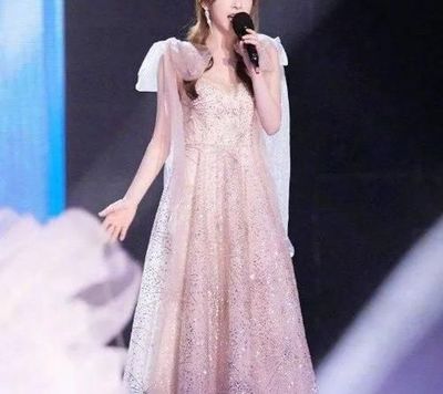 中国最富女星排行榜(中国女星身高排行榜)插图1