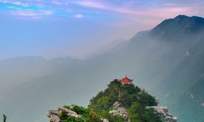 世界最美十大名山排行榜(江西十大最美名山)插图1