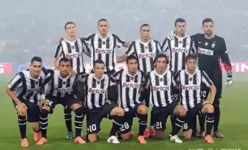 皮耶罗尤文图斯阵容插图 皮耶罗尤文图斯阵容插图