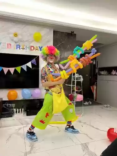 爱心小丑阵容插图1