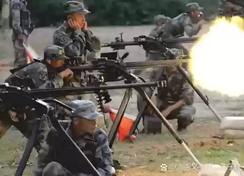 85弹药贫民装备_1插图1