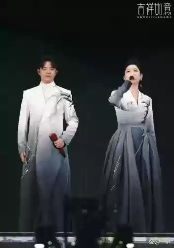 凤凰传奇阵容搭配插图