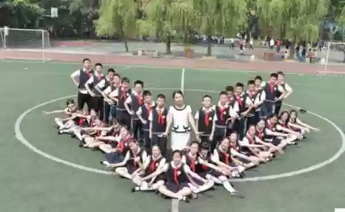 摆出整齐阵容_1插图1