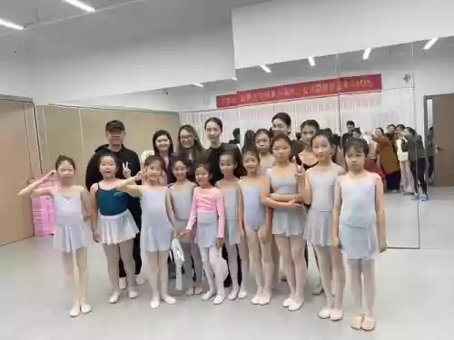 舞蹈师资阵容插图1 舞蹈师资阵容插图1
