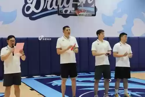 巩晓彬最新阵容插图