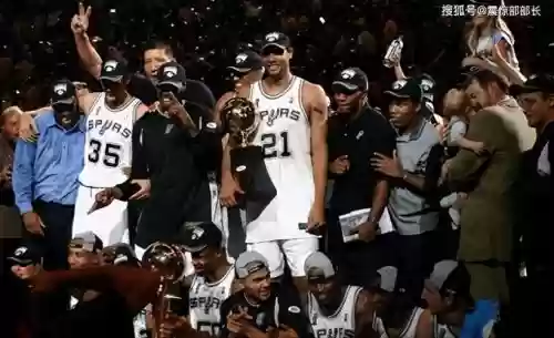 邓肯夺冠阵容搭配_1插图1 邓肯夺冠阵容搭配_1插图1