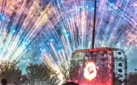 烟花搭配最强阵容
